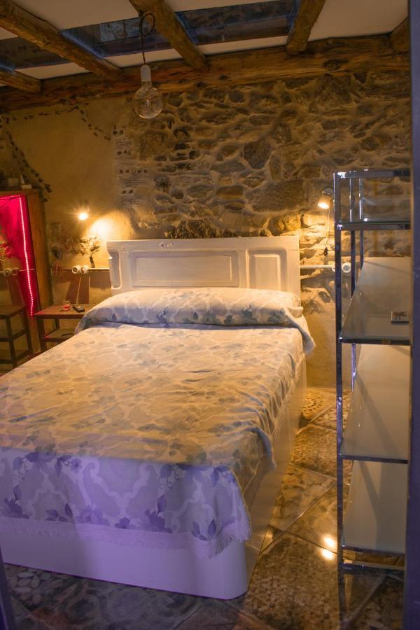 Casa En Zona Medieval Монфорте де Лемос Екстериор снимка