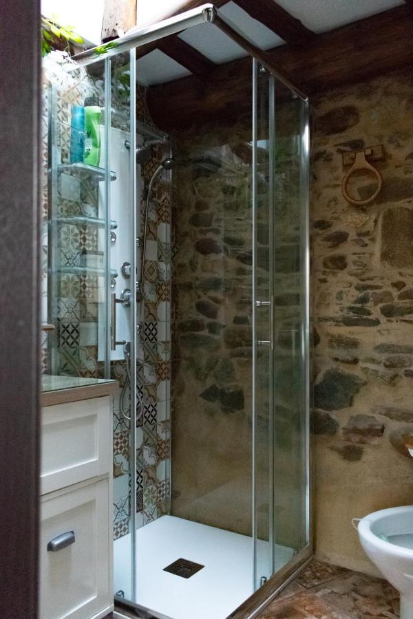 Casa En Zona Medieval Монфорте де Лемос Екстериор снимка